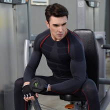 新款紧身男士运动长袖运动衣轻压舒适透气健身速干衣MA04